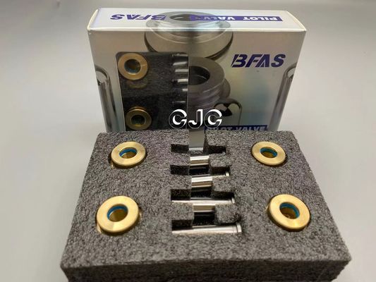 Empurrador hidráulico das peças sobresselentes R-7 da válvula do metal para UH04-5 a máquina escavadora Remote Valve